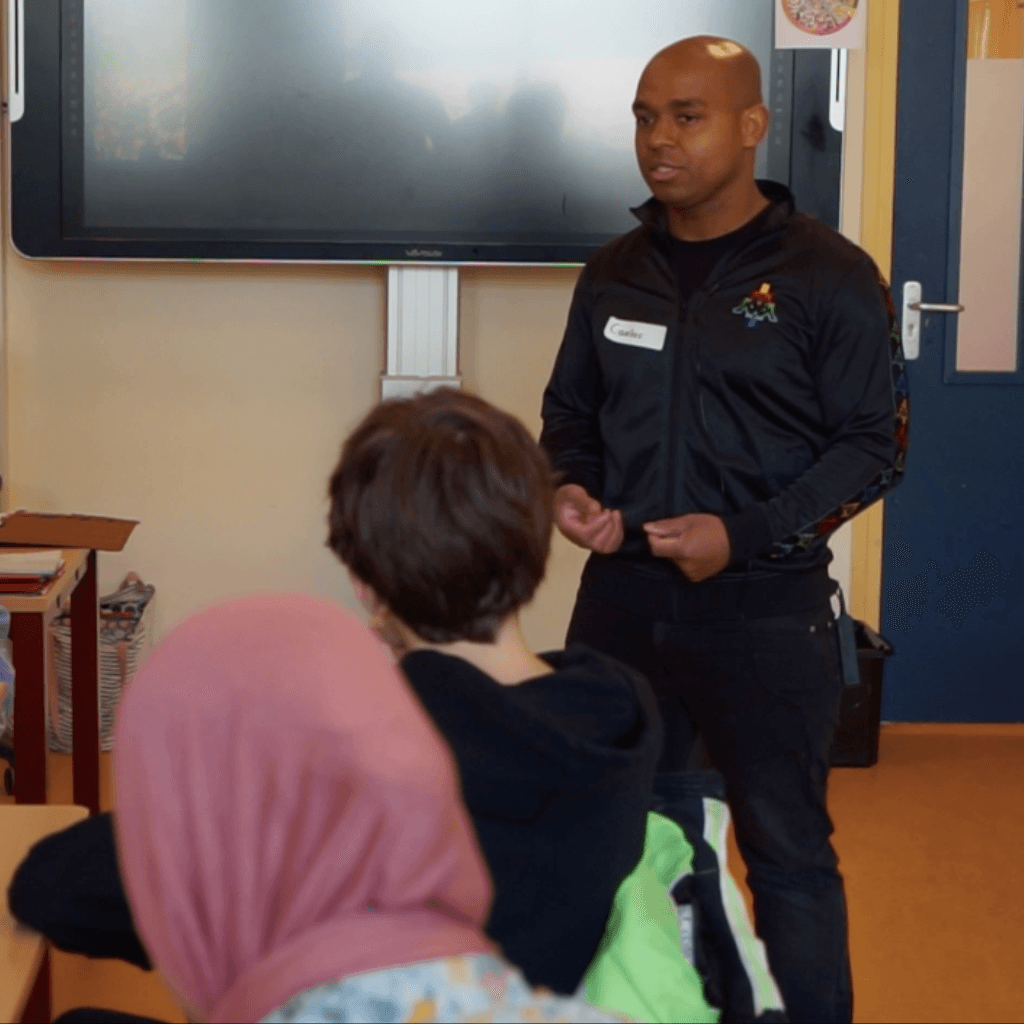 Diensten 3 3 4 Nette Jonguh